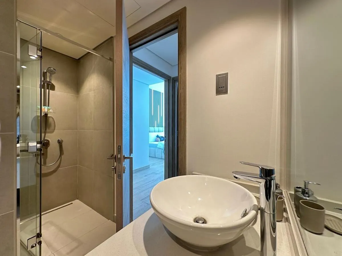Luxueux Ammenities Tower, Sea View, Near To Beach Dubai