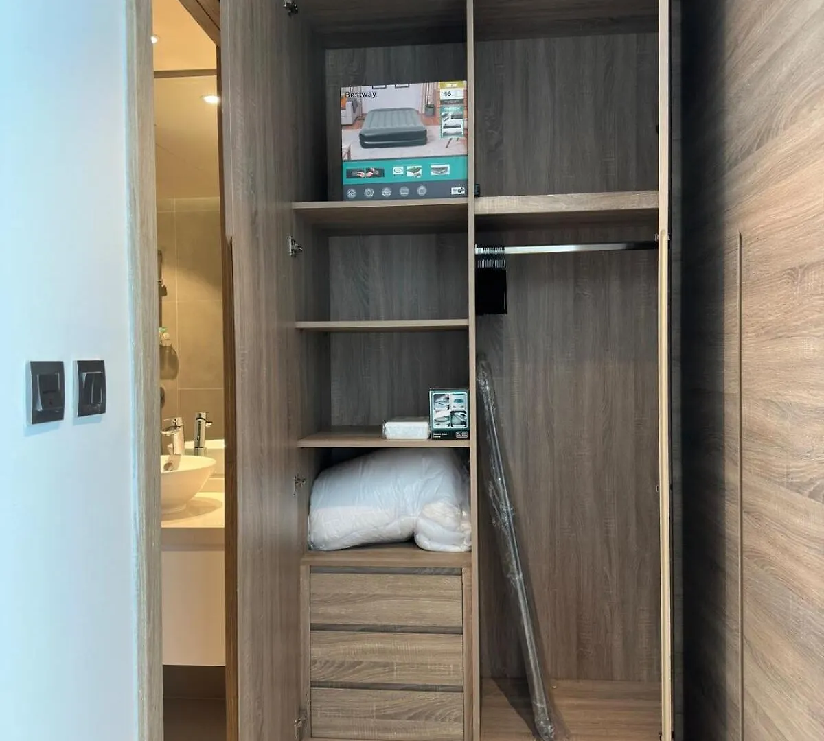 Luxueux Ammenities Tower, Sea View, Near To Beach Dubai