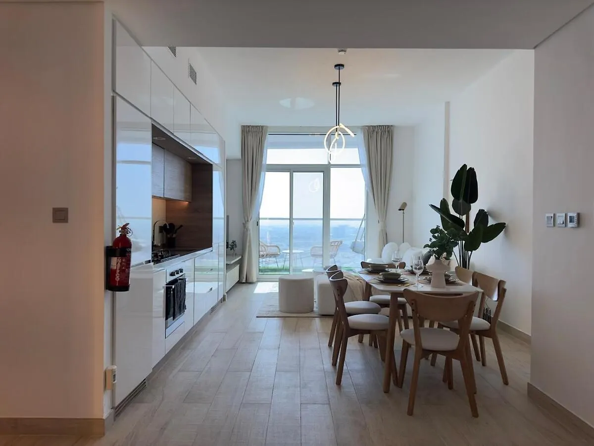 Apartment Luxueux Ammenities Tower, Sea View, Near To Beach Dubai United Arab Emirates
