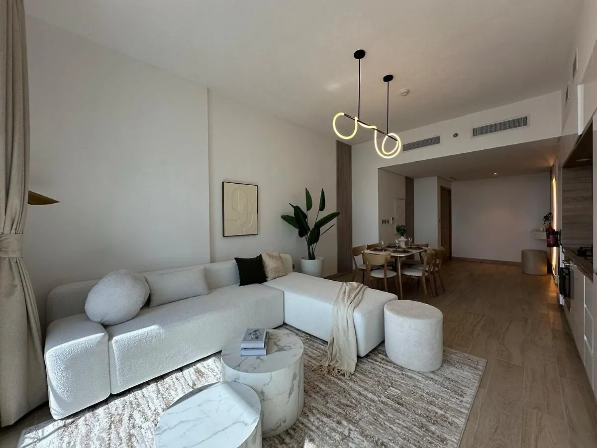 Luxueux Ammenities Tower, Sea View, Near To Beach Dubai